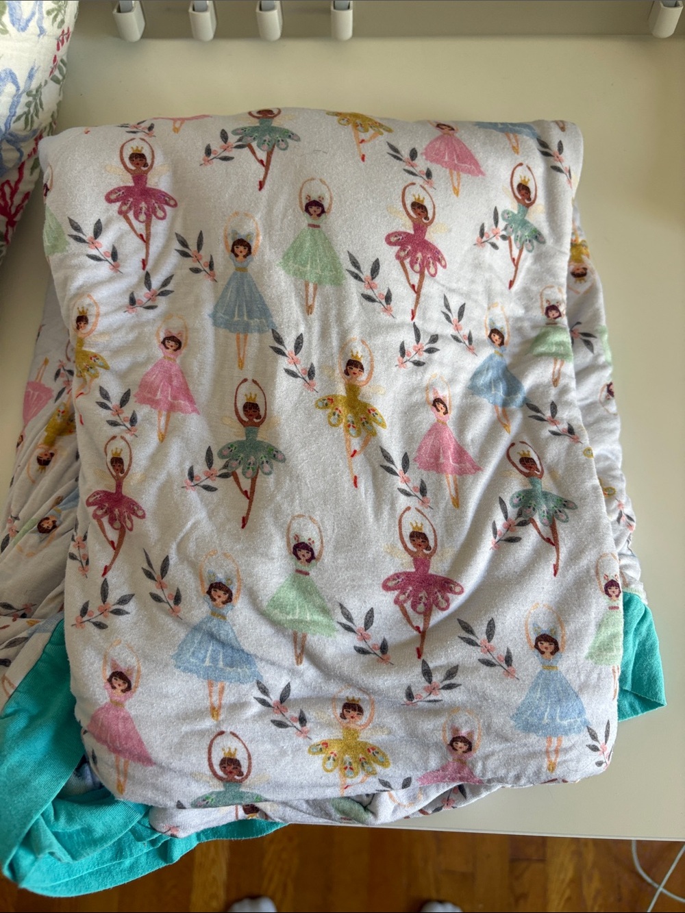 Girls' noel Print luxe Blanket - Pastel Ballerinas